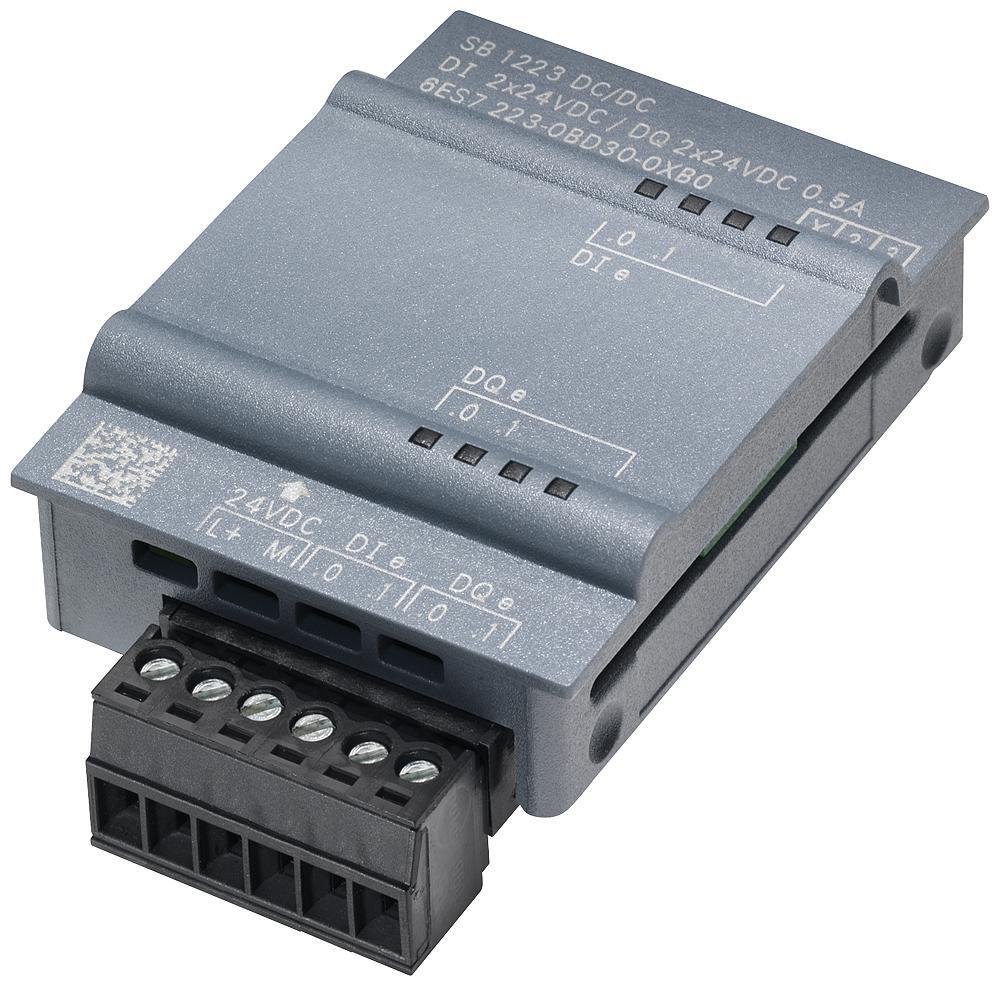 Siemens SIMATIC PLC Digital Input And Output Module - 6ES72213BD300XB0