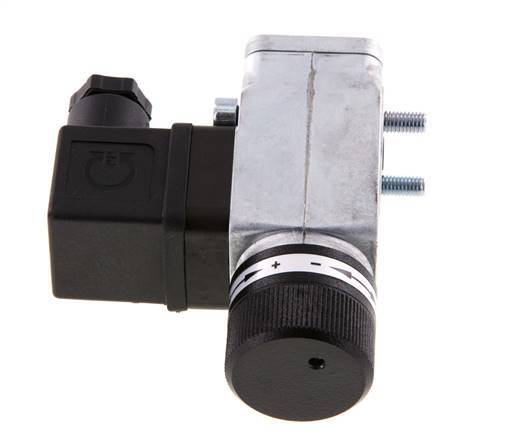 0.5 to 8bar SPDT Zinc Die-Cast Pressure Switch Flange 250VAC DIN-A Connector