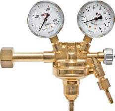 Oxygen 200 bar Bottle Regulator With 0 to 20 bar Pressure Setting Range
